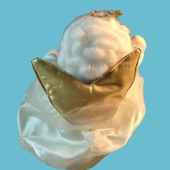 Plush Angel Doll Music Box Movement Satin Lace Gold Wings Hark The Angels Sing - Picture 3 of 12